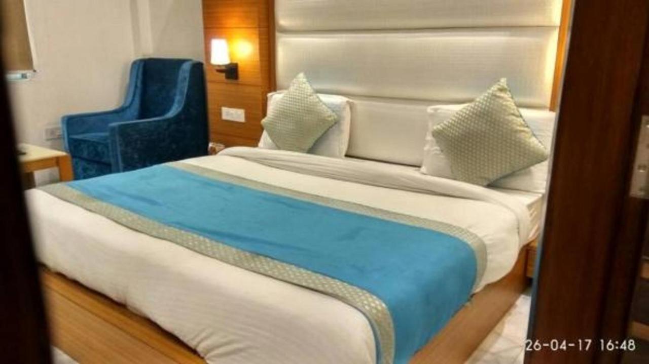 Hotel Aero Star Near Delhi Airport 뉴델리 외부 사진
